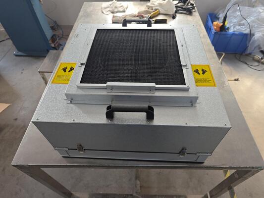 ZJNF 2ft 575x575mm CE UL Certificated ISO 5 Cleanroom Laminar Flow Hood For Air Cleaning Equipment